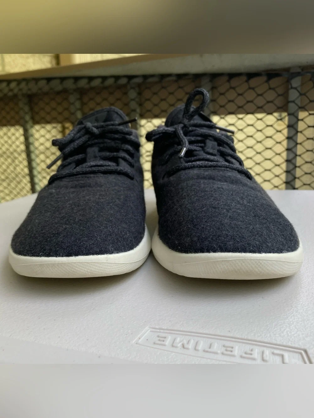 Allbirds Men's Size 11 Wool Runners Mizzles Merino Wool Dark Grey Sneakers